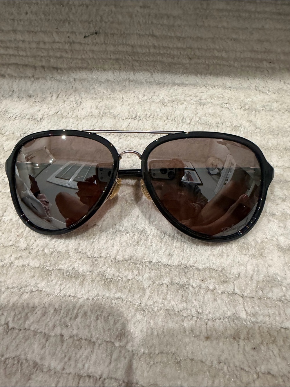 Oakley Aviator Sunglasses Black Frame Brown Lenses - Picture 1 of 3